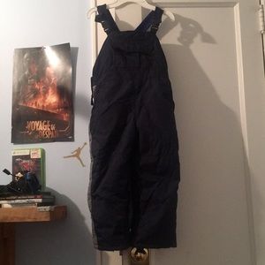 OshKosh boys snow pants only worn a few times